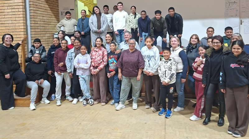 Bergvliet helpers at the church